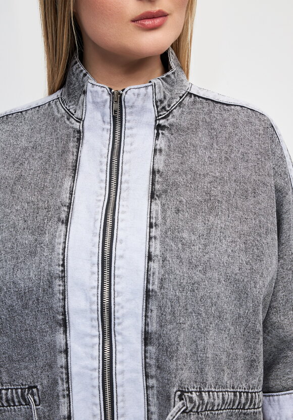 Джинсовая куртка на молнии со шнурками шир.  580, рис. 6