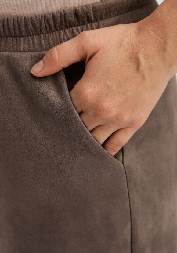 Брюки-шаровары с резинкой по низу шир.  580, рис. 21