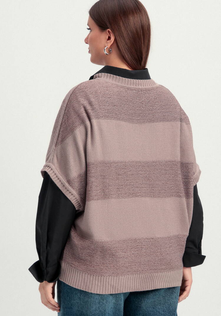 Жилет с V-образным вырезом свободного кроя шир.  750, рис. 19