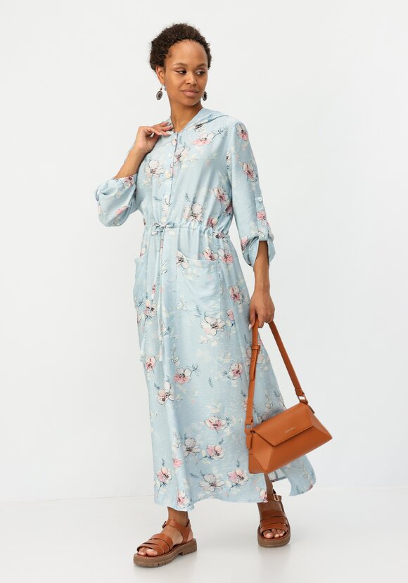 Платье А-силуэта на кулиске шир.  580, рис. 1