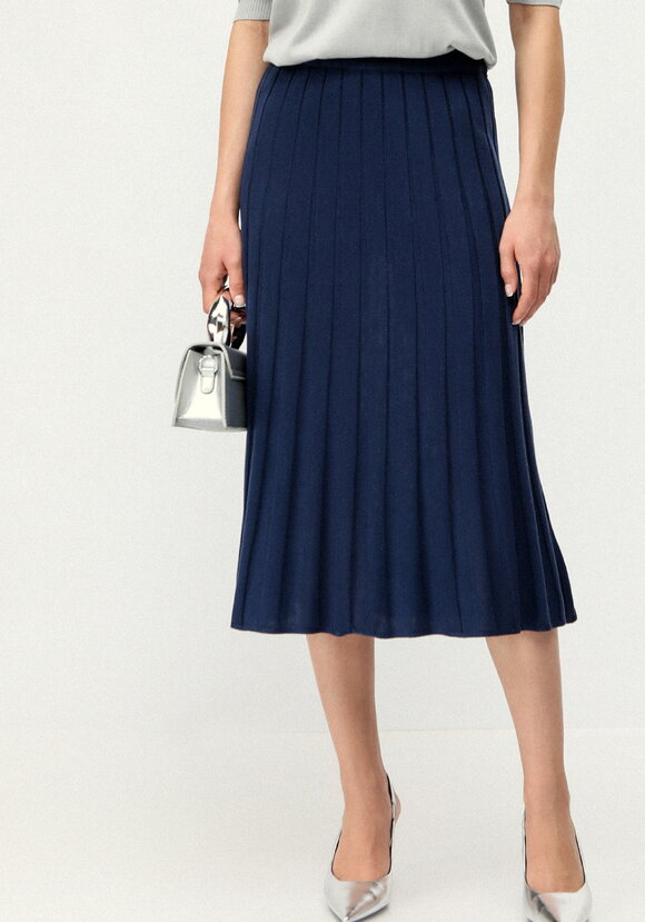 Юбка А-силуэта на резинке с имитацией плиссе шир.  580, рис. 20
