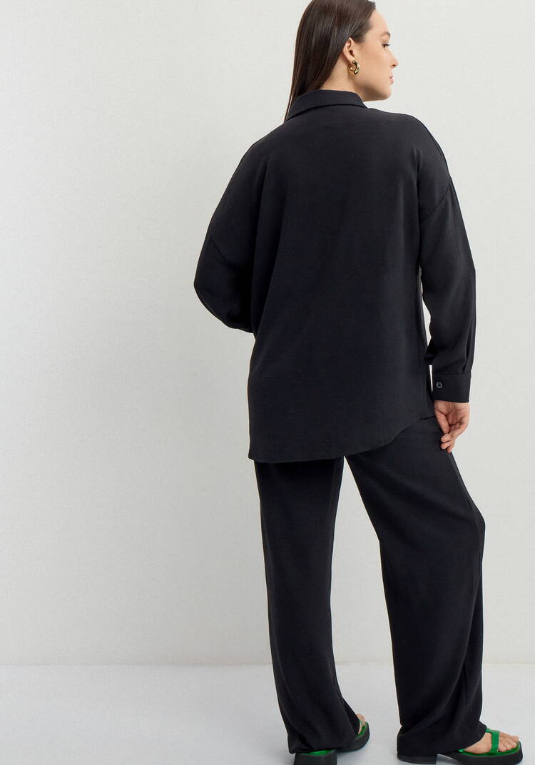 Брюки свободного кроя с боковыми карманами шир.  750, рис. 10