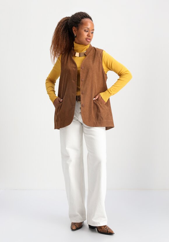 Жилет из вельвета с карманами шир.  580, рис. 16