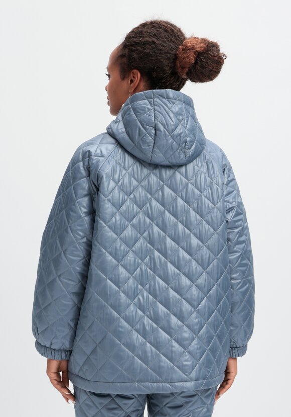 Куртка стёганая с капюшоном шир.  580, рис. 33