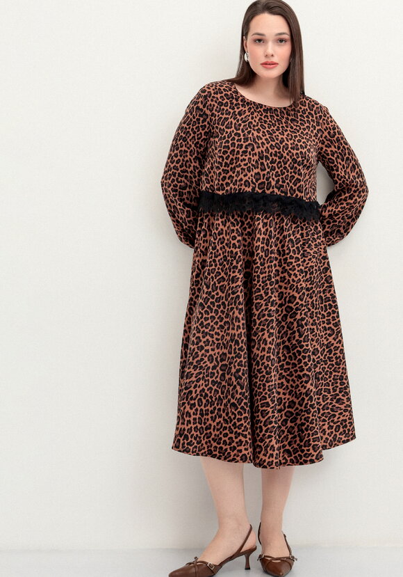 Платье из струящейся ткани с принтом леопард шир.  580, рис. 16