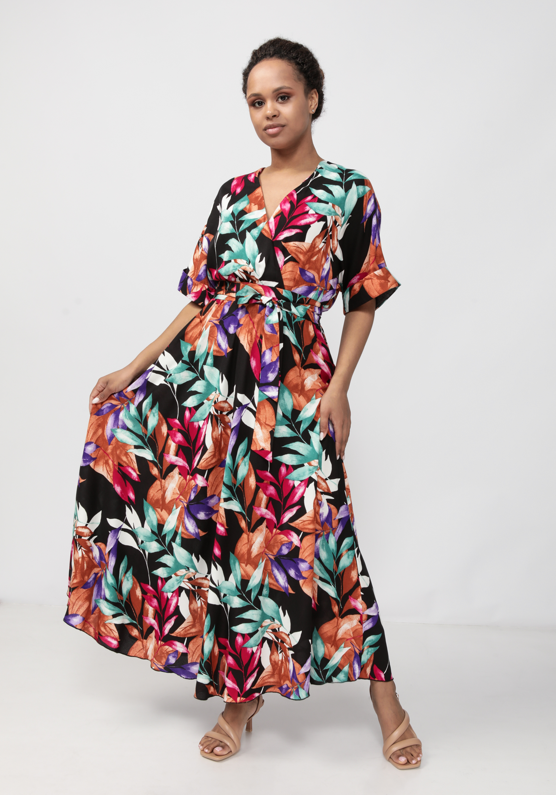 Платье на запах свободного кроя Bianka Modeno, цвет бежевый, размер 58 - фото 2