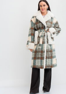Пальто-эко в клетку