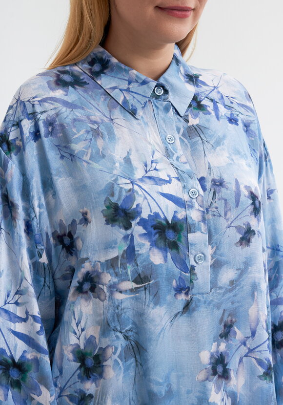 Блуза Цветочная радость шир.  580, рис. 12