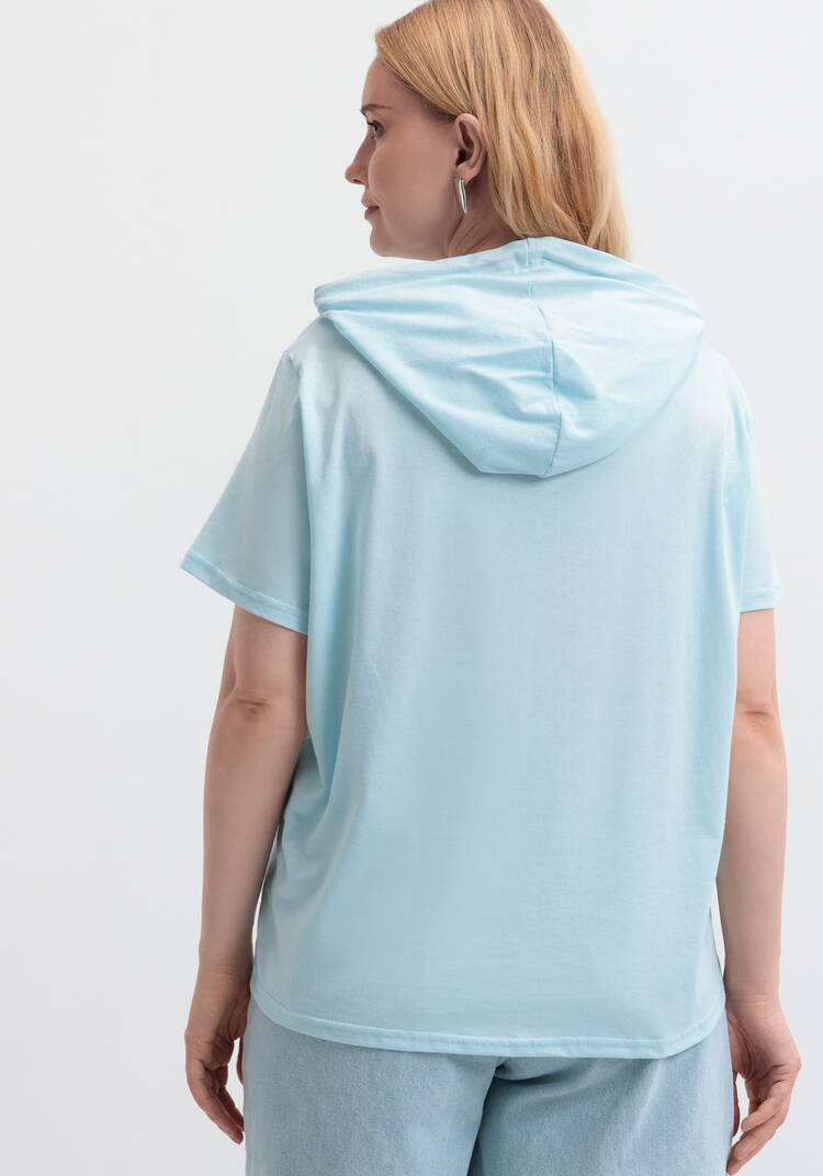 Футболка с капюшоном и принтом шир.  750, рис. 13