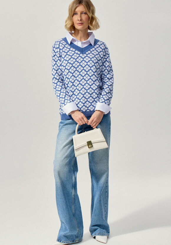 Джемпер женский с V-образным вырезом шир.  580, рис. 7