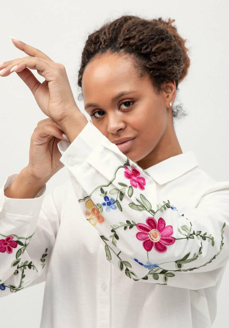 Рубашка с цветочной вышивкой шир.  750, рис. 29