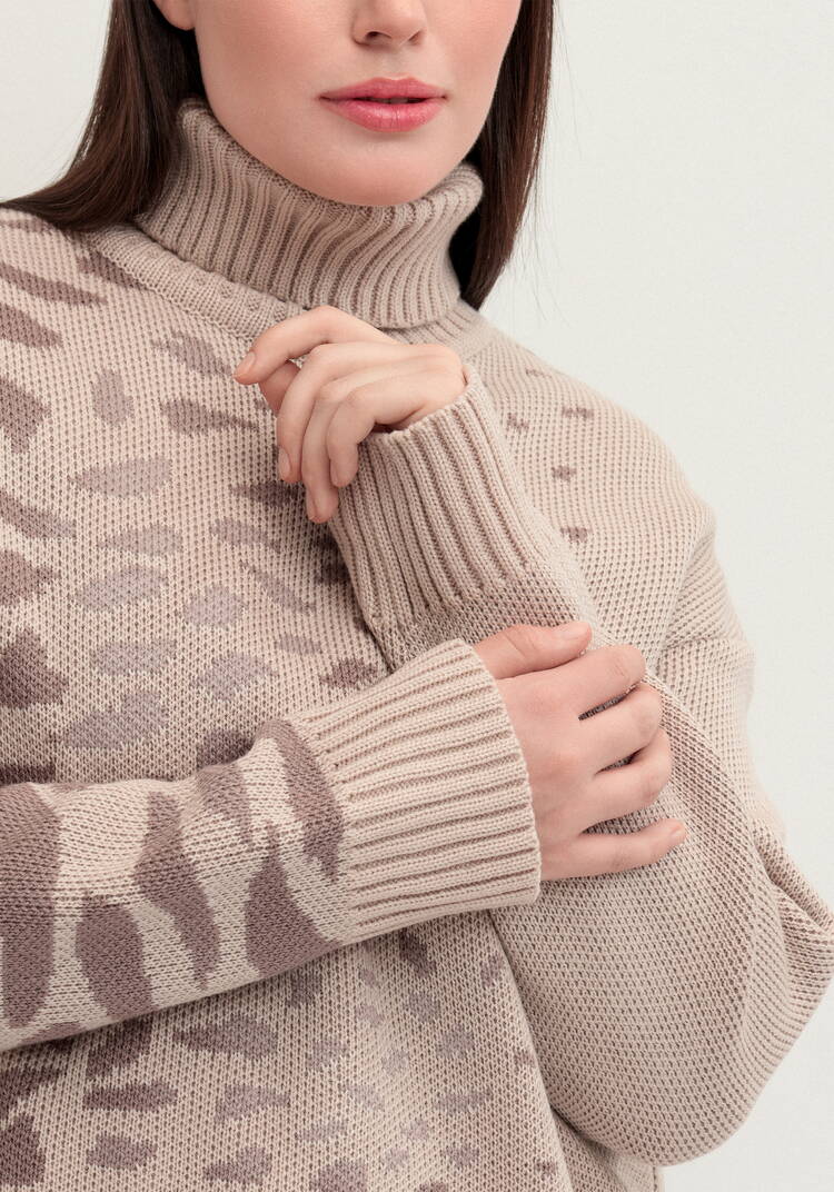 Джемпер с асимметричным расположением рисунка шир.  750, рис. 14