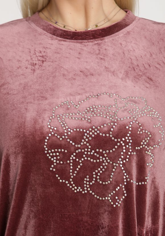 Костюм из бархата с аппликацией шир.  580, рис. 12