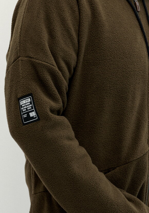 Толстовка из флиса с нашивкой на груди шир.  580, рис. 35