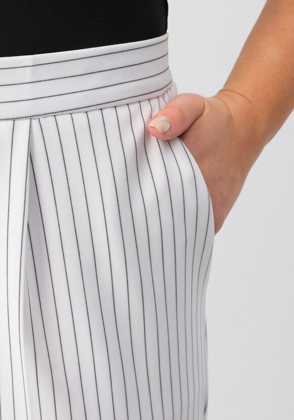 Брюки прямого кроя в полоску шир.  580, рис. 14