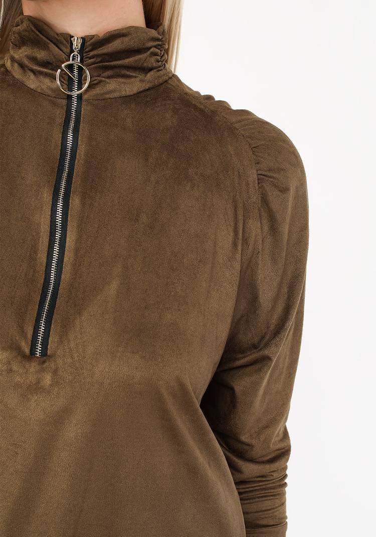 Блуза с драпировкой на рукавах шир.  750, рис. 4