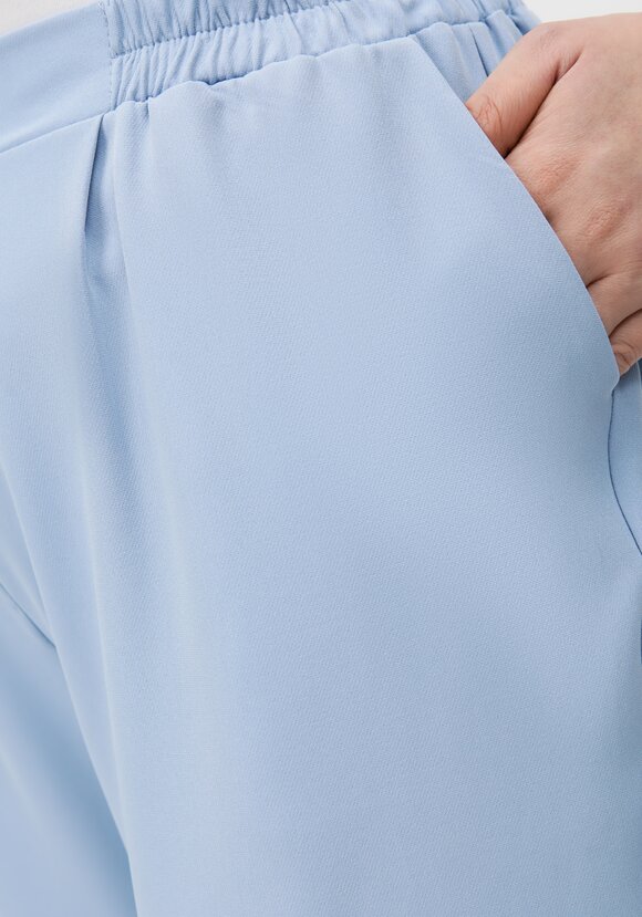 Брюки с карманами и резинкой на поясе шир.  580, рис. 10