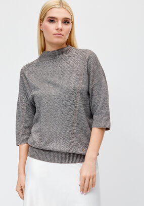 Джемпер с лентами на шее сзади