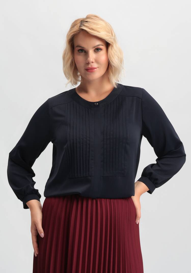 Блуза на пуговицах с декоративными складками шир.  750, рис. 24