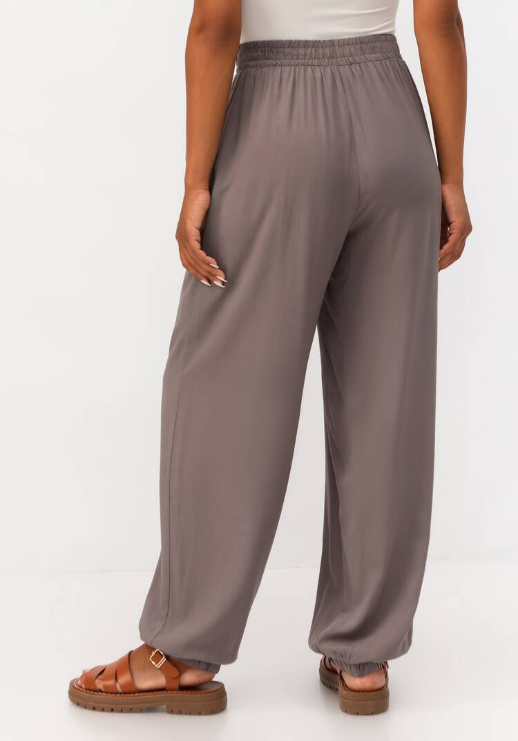 Брюки-шаровары на резинке шир.  750, рис. 19