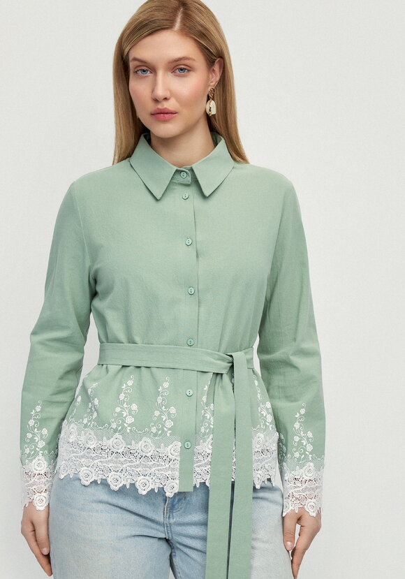 Блуза с кружевом на пуговицах Роуз шир.  580, рис. 4