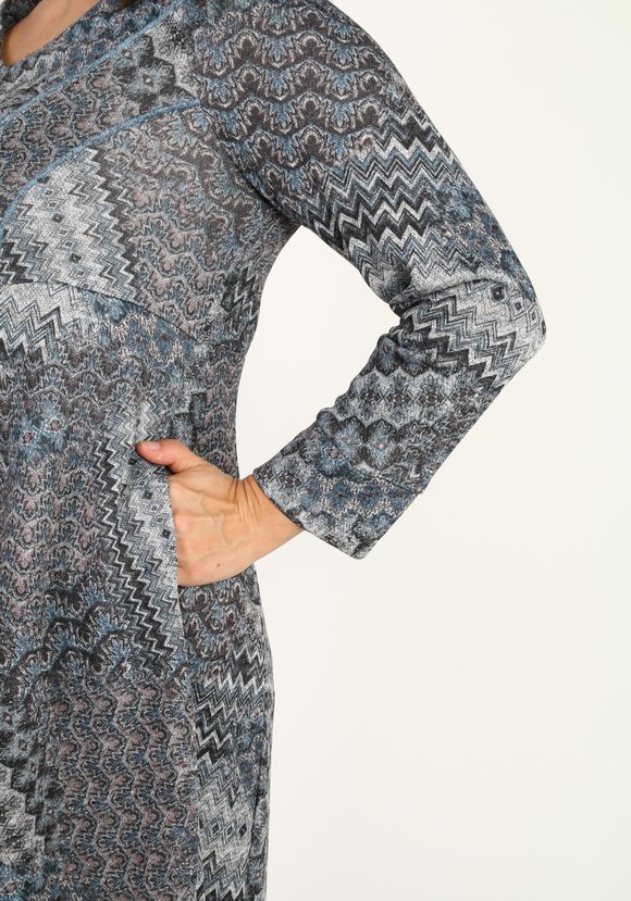 Платье с рельефами шир.  580, рис. 8