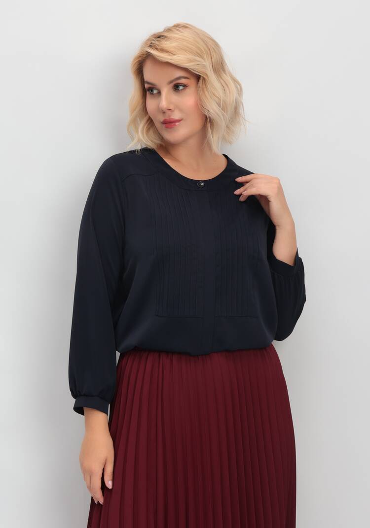 Блуза на пуговицах с декоративными складками шир.  750, рис. 25