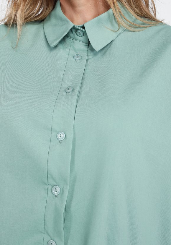 Блуза с карманами и асимметричным низом шир.  580, рис. 7