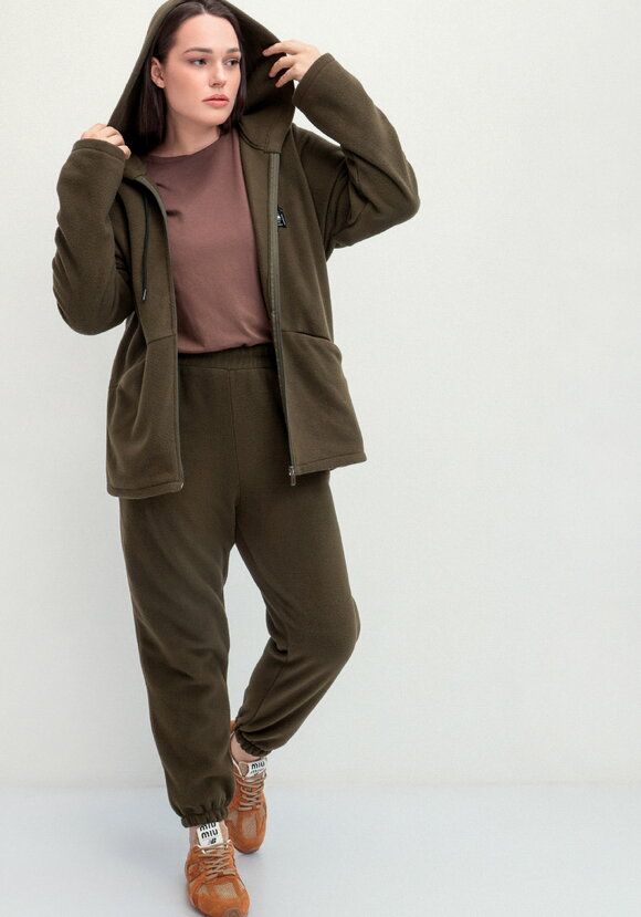 Толстовка из флиса с нашивкой на груди шир.  580, рис. 36