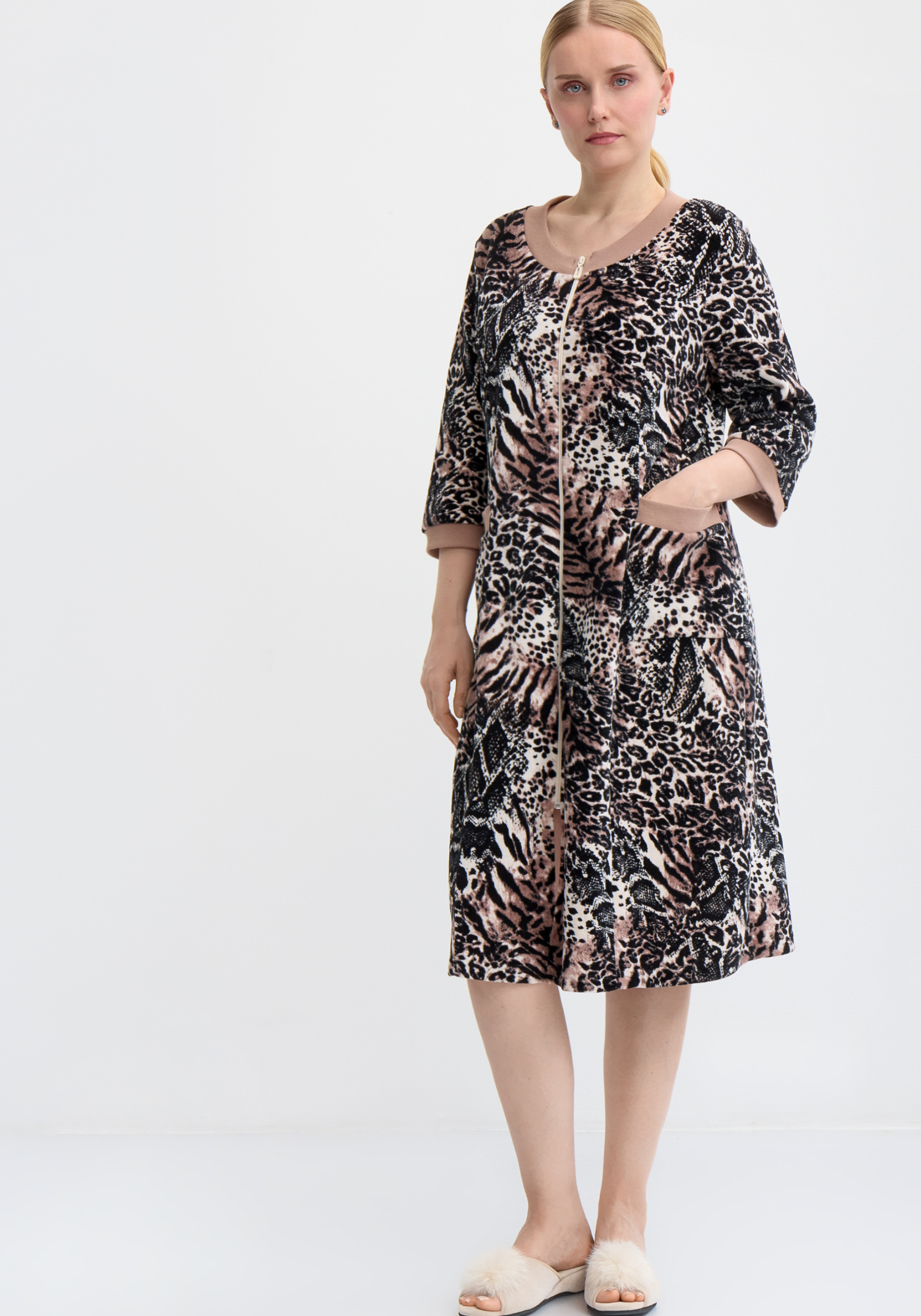 Халат велюровый quotМарта quot 1399₽