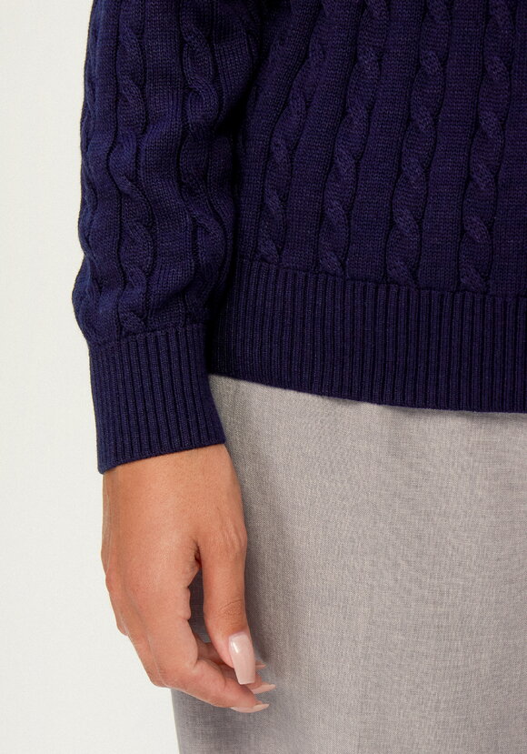 Джемпер с отложным воротником шир.  580, рис. 24