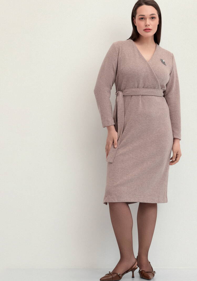 Платье трикотажное с поясом шир.  750, рис. 10