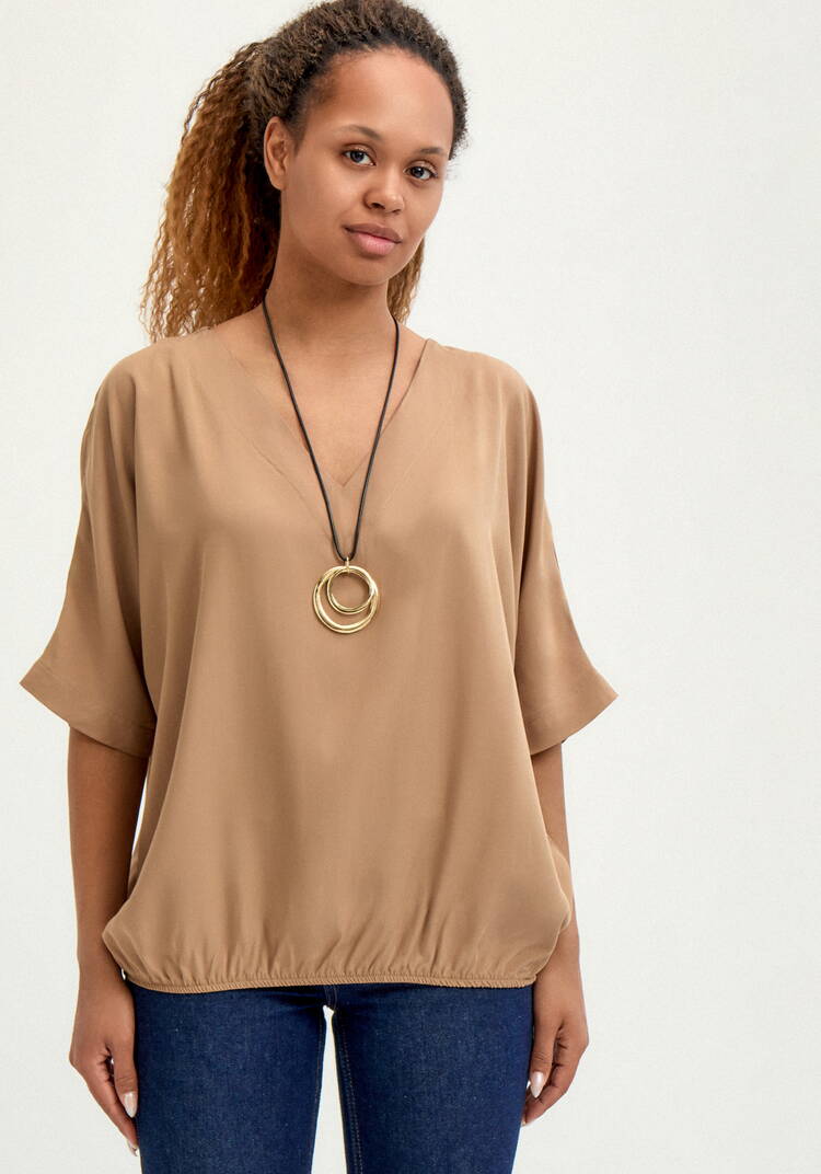 Блуза с кулоном свободного кроя шир.  750, рис. 4