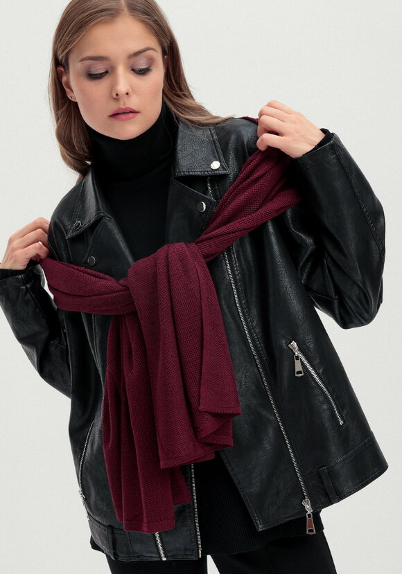 Палантин с нежным фактурным рисунком шир.  580, рис. 8