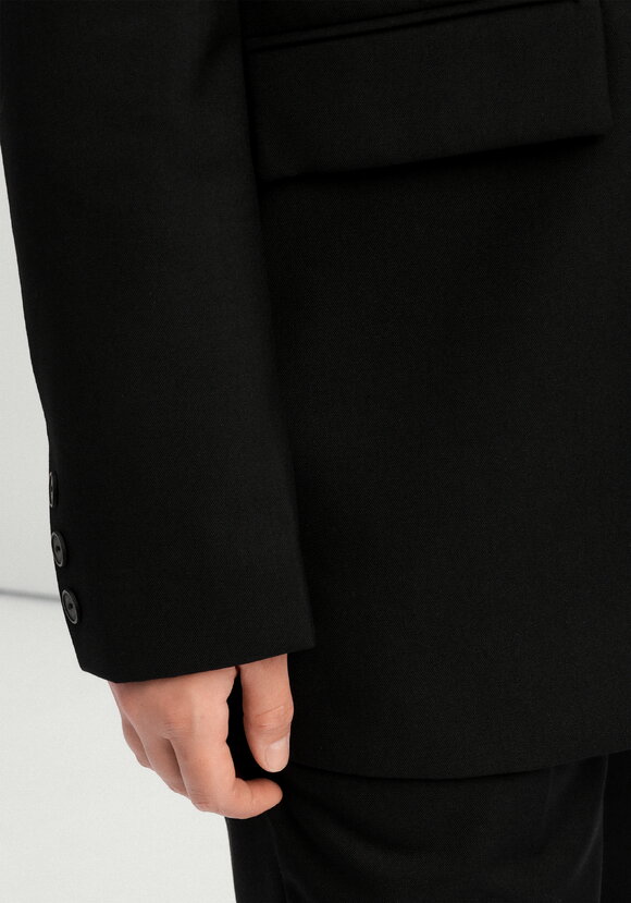 Пиджак с разрезом по спинке шир.  580, рис. 16