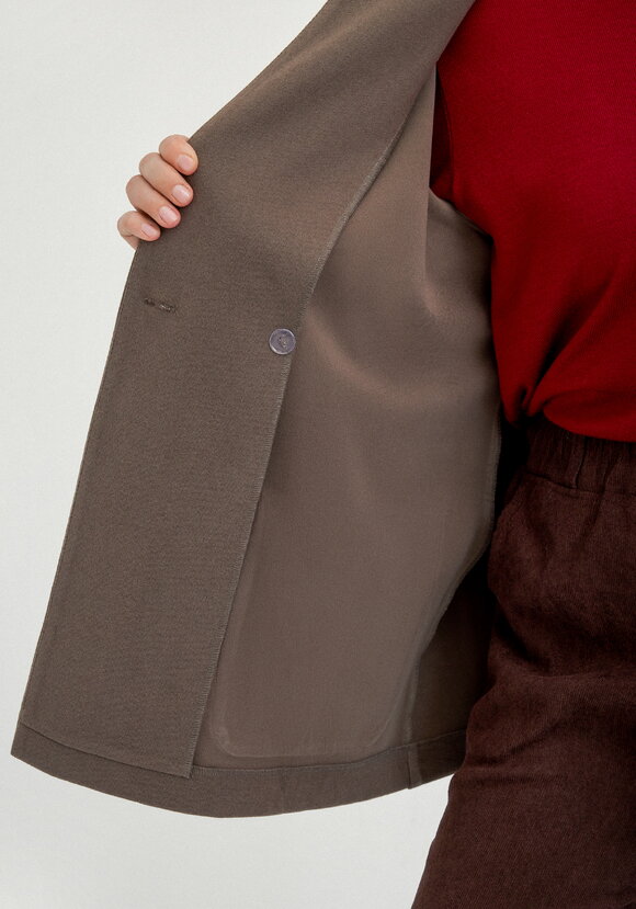 Пальто укороченное шир.  580, рис. 16