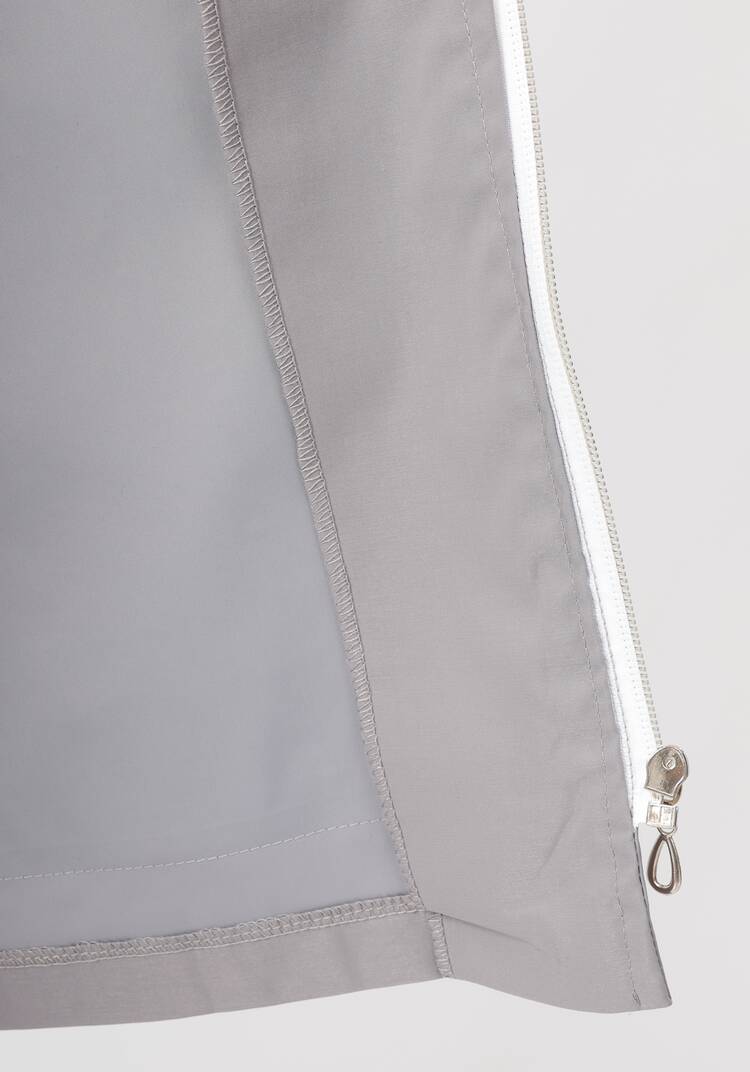 Ветровка с ажурной кокеткой шир.  750, рис. 45