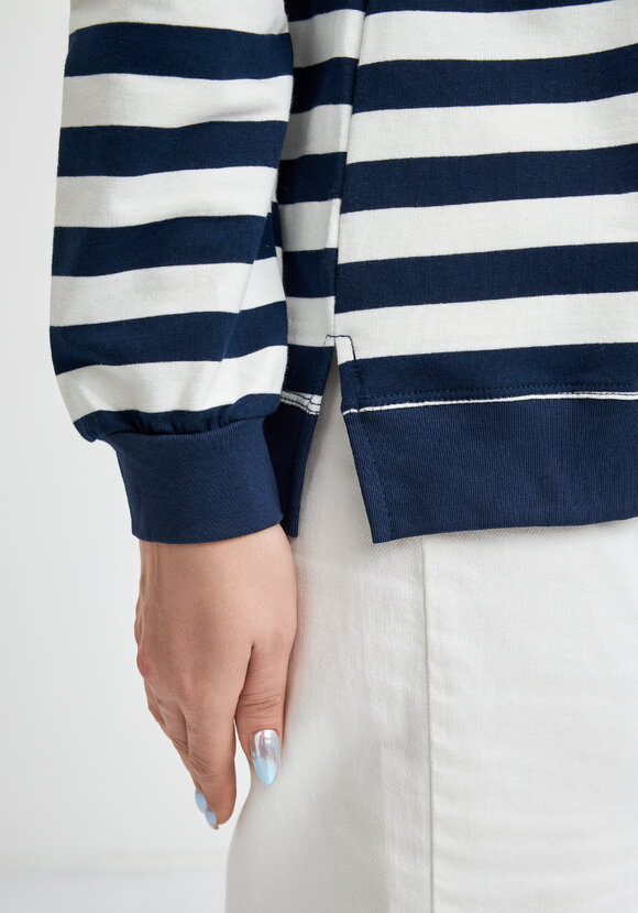 Свитшот Монако шир.  580, рис. 12