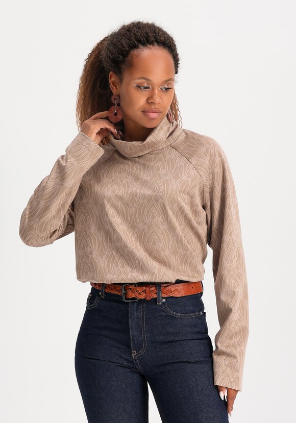 Водолазка с фактурным рисунком шир.  580, рис. 7