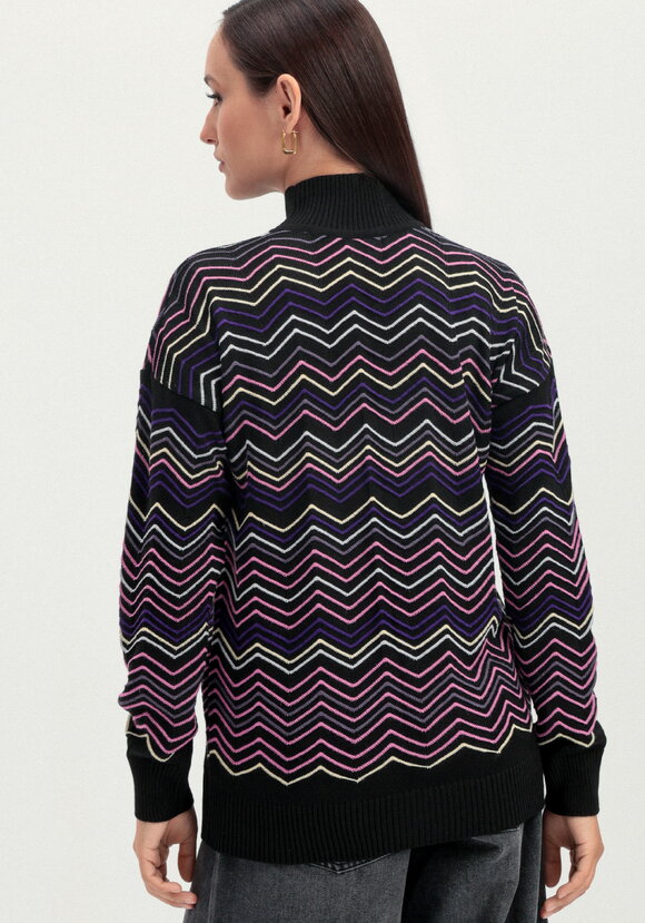 Свитер с высоким горлом и принтом зигзаг шир.  580, рис. 3