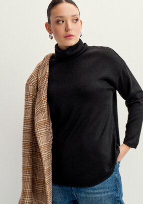 Удлиненная туника с воротником хомут