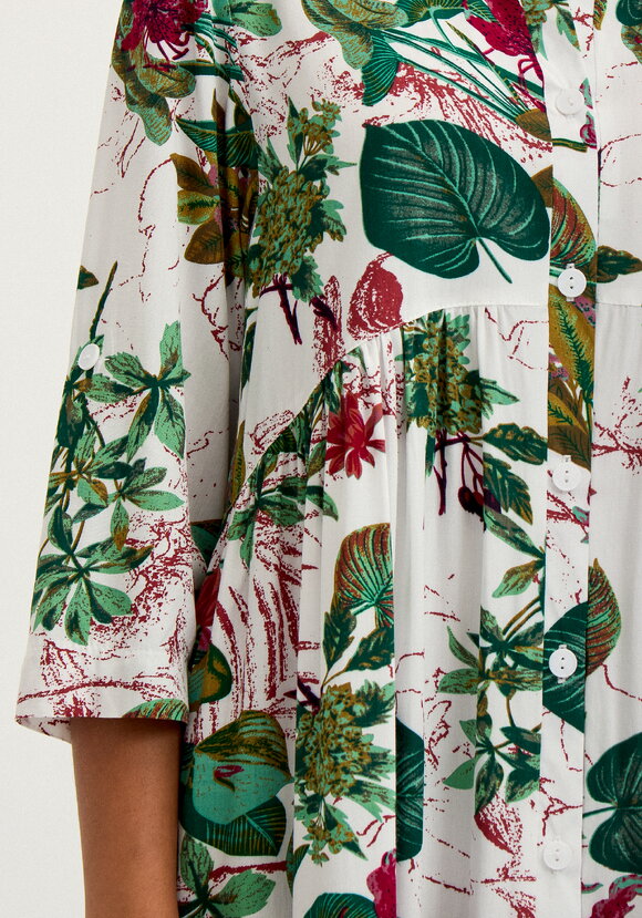 Платье рубашка с тропическим принтом шир.  580, рис. 14