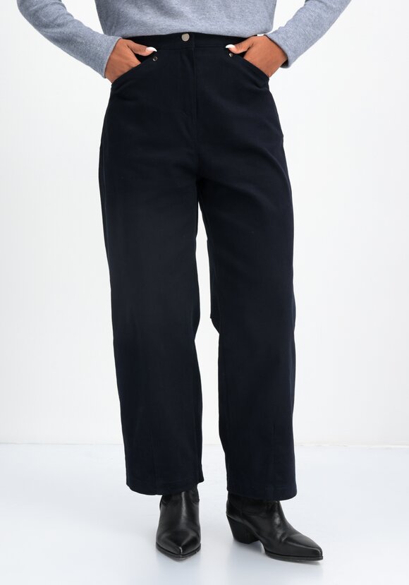 Брюки широкие с оригинальными карманами шир.  580, рис. 7