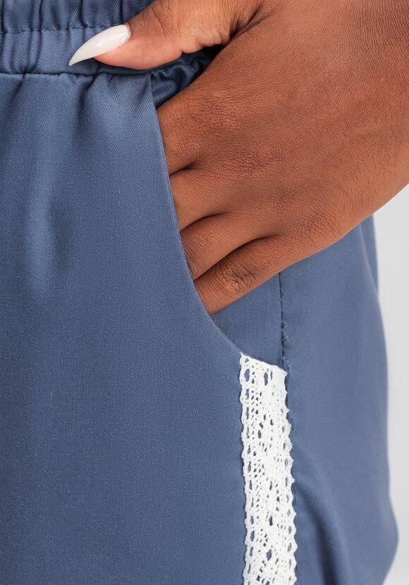 Брюки-бананы с кружевной вставкой шир.  580, рис. 5