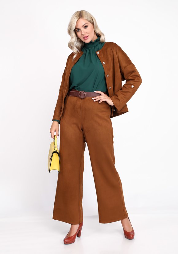 Блуза однотонная с застежкой на пуговицу шир.  580, рис. 3