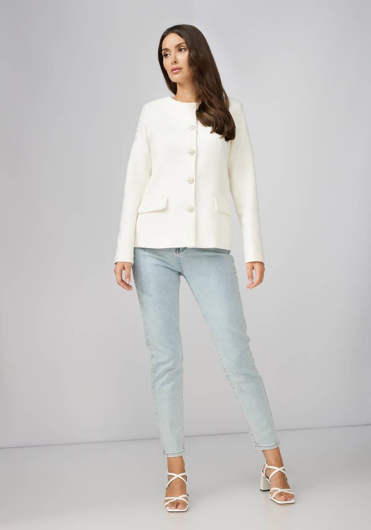 Жакет с вышивкой на рукаве шир.  750, рис. 12