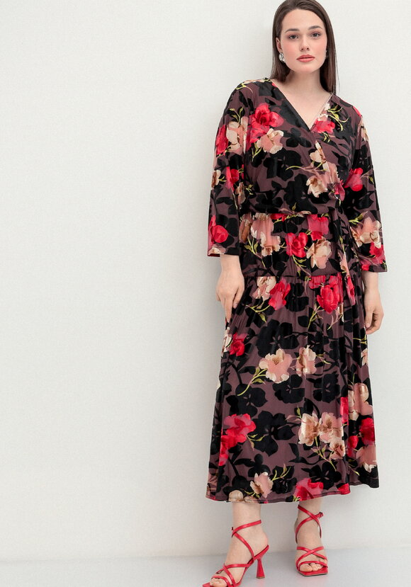 Платье с цветочным принтом на поясе шир.  580, рис. 1