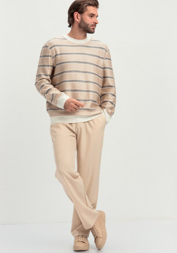 Джемпер в полоску с контрастными манжетами шир.  580, рис. 27