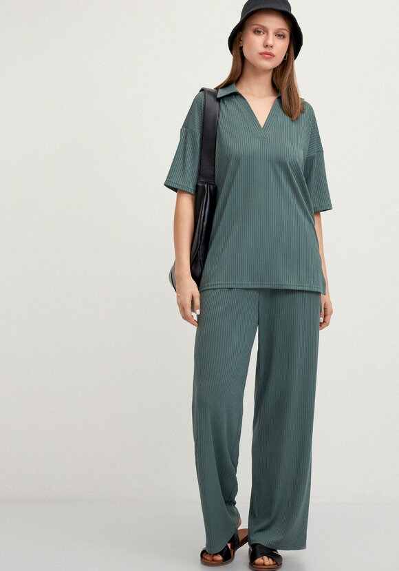 Брюки свободного кроя в рубчик шир.  580, рис. 7