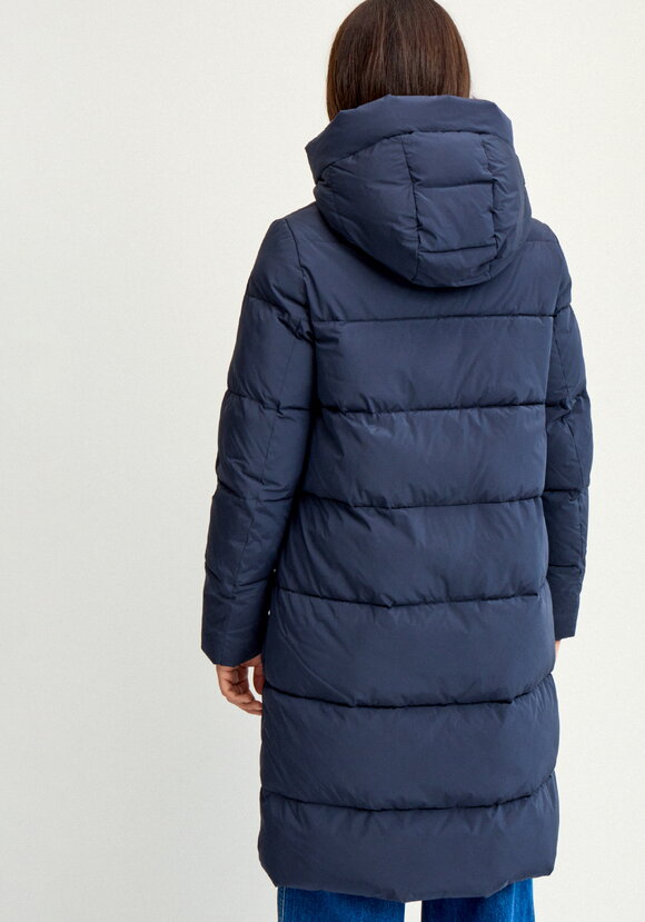 Пуховик стеганый свободного кроя с капюшоном шир.  580, рис. 3